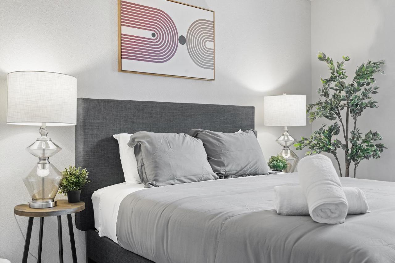 Evonify Stays - Highland - Stylish Furnished Apartments Austin Dış mekan fotoğraf