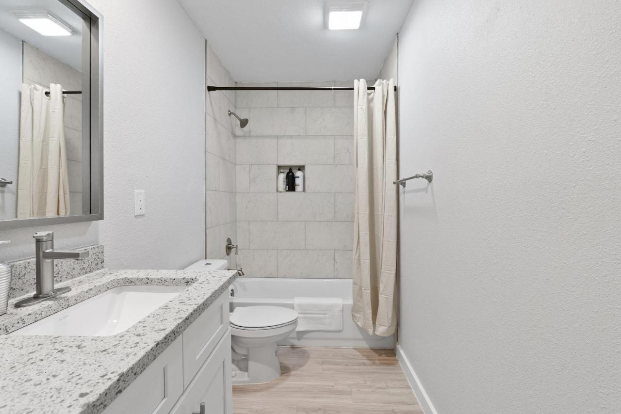 Evonify Stays - Highland - Stylish Furnished Apartments Austin Dış mekan fotoğraf